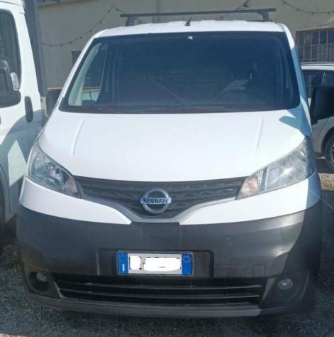 NISSAN NV200