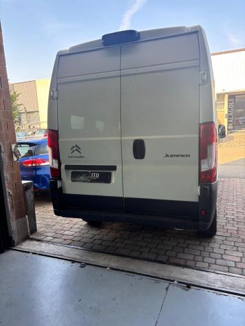Citroen Jumper 35 BlueHDi 140 S&S PLM-TM Furgone - Foto 8