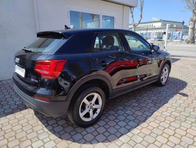 AUDI - Q2 - 1.6 TDI S tronic Business - Foto 4