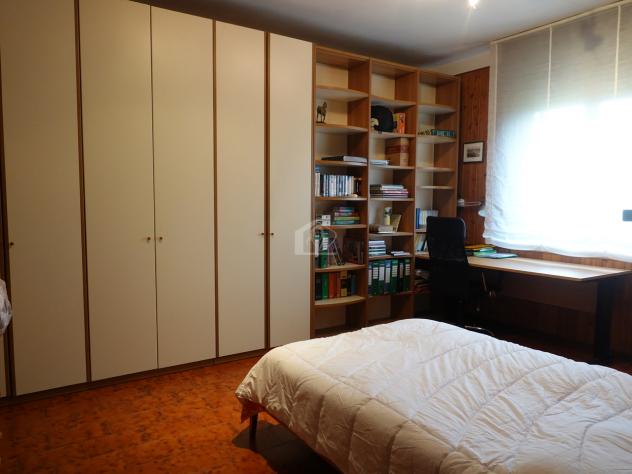 Suzzara vendesi casa indipendente 10 vani 430 Mq - Foto 9