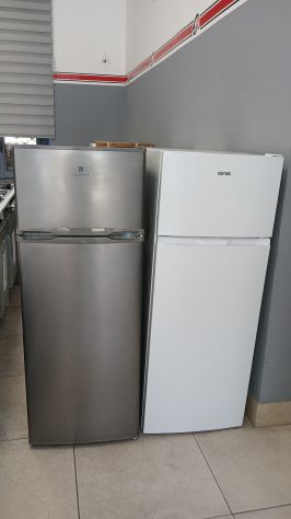 FRIGORIFERI ALTI 144CM NUOVI DIFETTO ESTETICO GARANZIA INCLUSA - Foto 2
