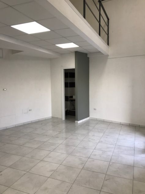 Negozio Stadera /Poggioreale - Foto 2