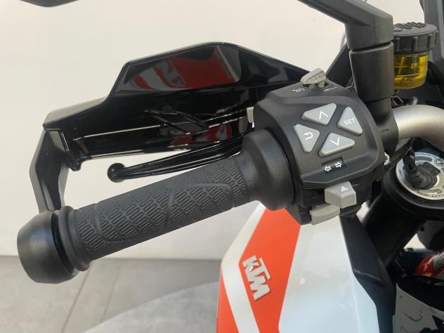 KTM 1290 Super Duke GT null - Foto 8