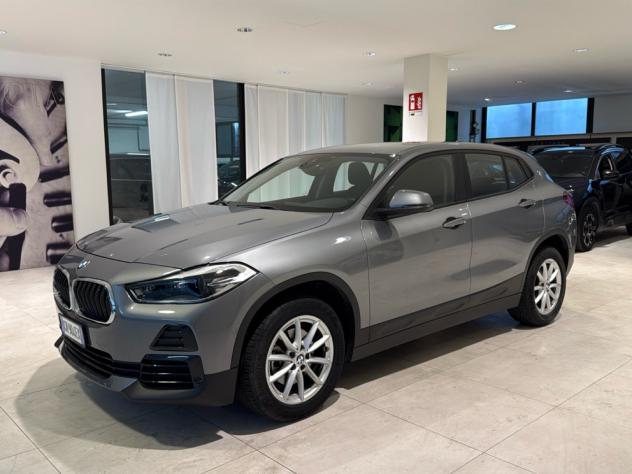BMW X2 sDrive18d Business-X auto Navi Cruise Fari LED DAB