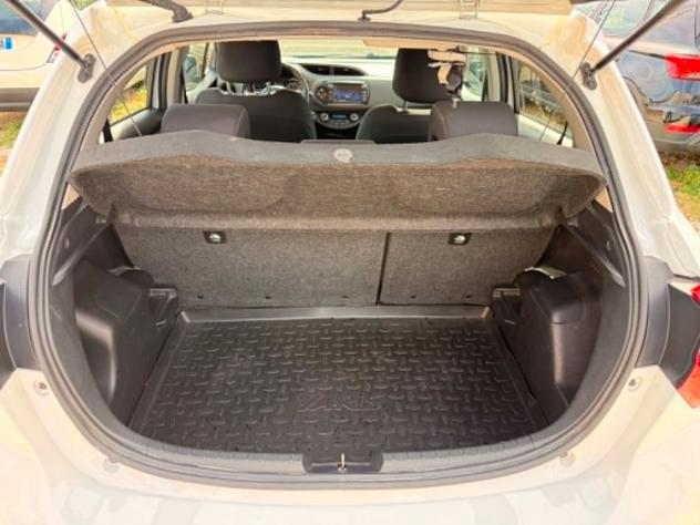 Toyota Yaris 1.5 Benz/Ibrida OK Neop. NO VINCOLO - Foto 10