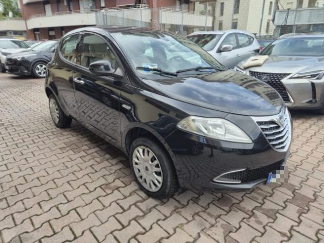 LANCIA Ypsilon 0.9 TwinAir 85 CV 5 porte Metano Ecochic Gold rif. 24066329 - Foto 3
