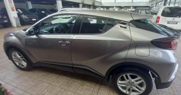 TOYOTA C-HR 1.8 Hybrid E-CVT Business rif. 23983389 - Foto 4