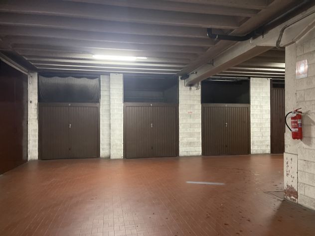 Garage - Foto 2
