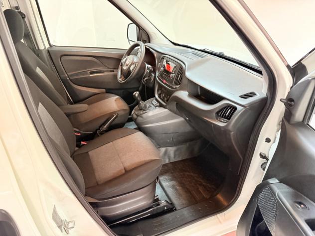 Fiat Doblo Dobl1.3 MJT PC-TN Cargo Lamierato SX - Foto 10