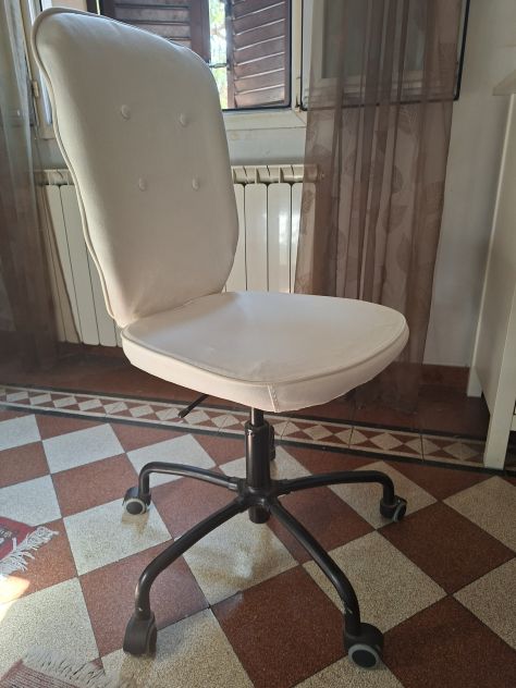Sedia ufficio girevole bianca usata - Foto 2