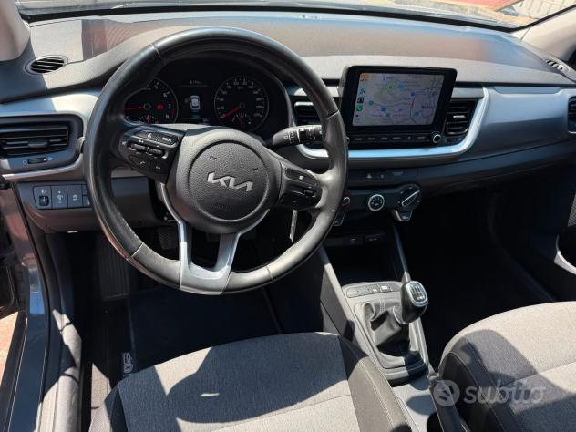 Kia Stonic 100 CV GT Line *CARPLAY* (IVA ESP) - Foto 8