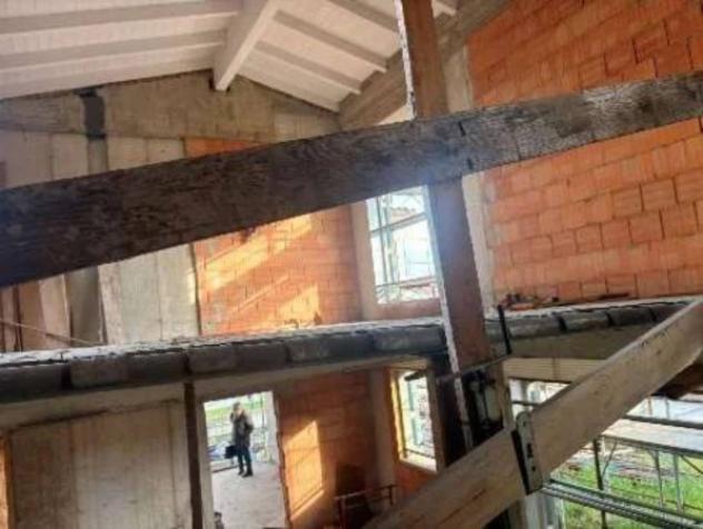 Immobile in asta di 185 m², box auto in vendita a Cenate Sotto - Foto 9