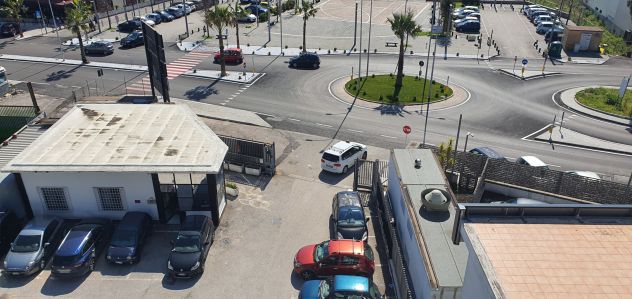 Ufficio arredato con sala riunioni - Foto 10