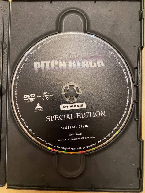 Dvd Pitch black Vin Diesel special edition - Foto 3