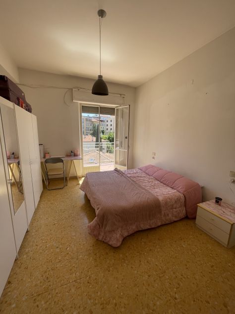 Affittasi stanza singola per ragazza - perugia