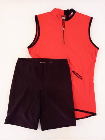 Vendo COMPLETO DONNA BIKE / MOUNTAIN BIKE / SPINNING