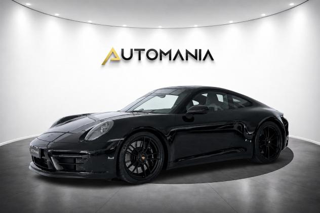 Porsche 911 Carrera 4 GTS