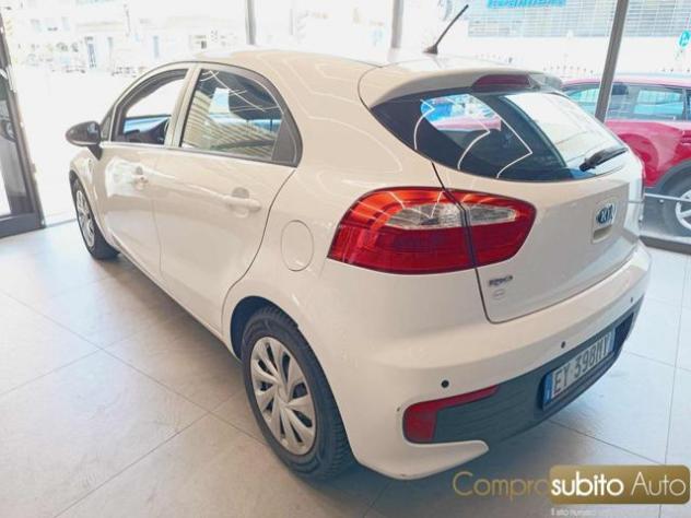 KIA Rio 1.1 CRDi 5p. Cool rif. 24035835 - Foto 4
