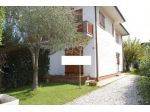 Villetta bifamiliare in vendita a Cinquale - Montignoso 120 mq  Rif: 1094090