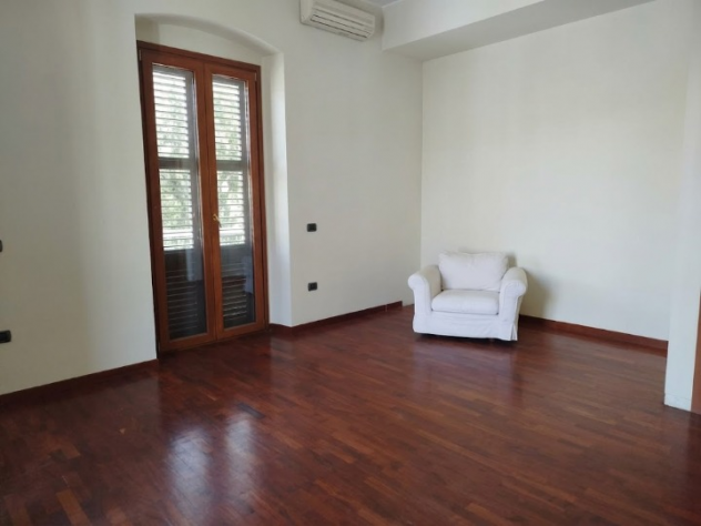 Appartamento 123 mq Ristrutturato con Parquet e Ascensore – Via Principe Amedeo