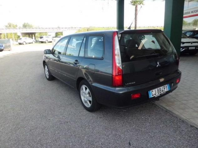 Mitsubishi Lancer Lancer 1.6 16V S.W. SE - Foto 3
