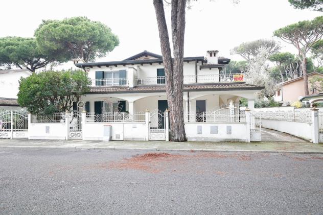 Lido di Spina, introvabile! vendiamo a due passi dal mare, zona centro, doppi servizi, riscaldamento, giardino! - Foto 2