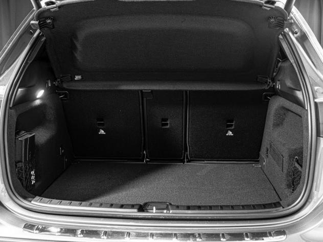 Mercedes-Benz GLA 250 e con tecnologia ibrida EQ AMG Line Extra - Foto 9