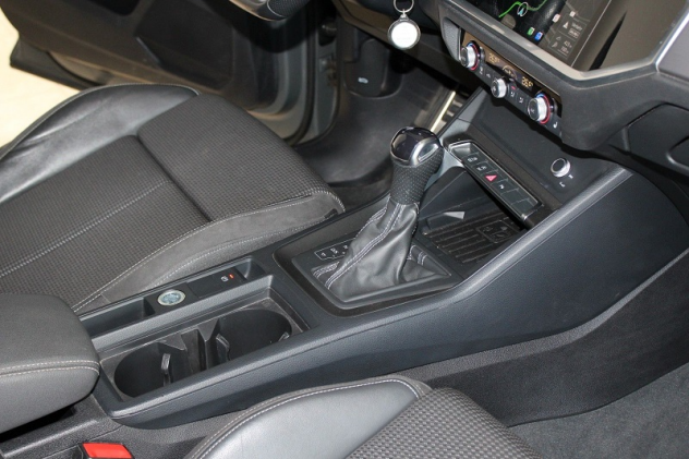 2022 AUDI Q3 35 TDI S line quattro Cam LED Navi - Foto 4