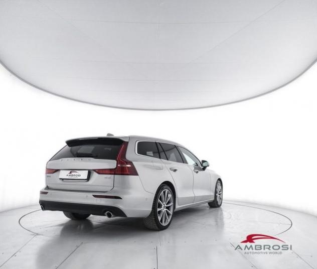 VOLVO V60 D4 Geartronic Business Plus - PER OPERATORI DEL SE rif. 23764665 - Foto 3