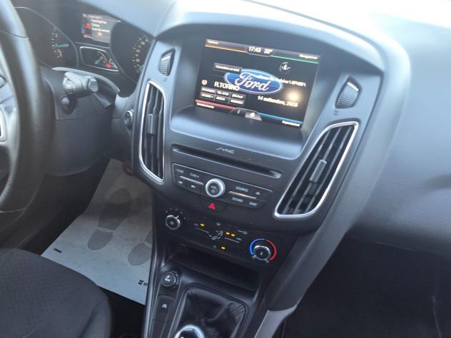 Ford Focus 125 CV ST Line - Foto 10