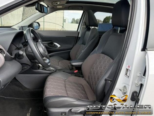 TOYOTA Yaris Cross 1.5 Hybrid 5p. E-CVT Lounge,Tetto. rif. 24051167 - Foto 7
