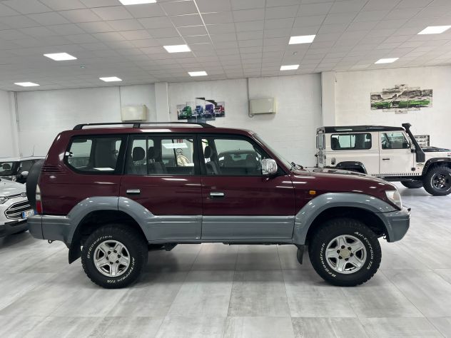 Toyota Land Cruiser kdj95 5p 3.0 GX - Foto 4