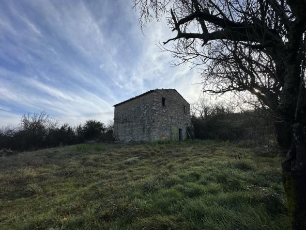 BIVIO DI RAVI IN POSIAZIONE PANORAMICA CASALE CON LAGO - Foto 3