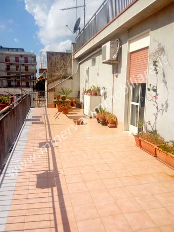 Panoramico attico di quattro vani con terrazza in vendita a Lentini - Foto 5