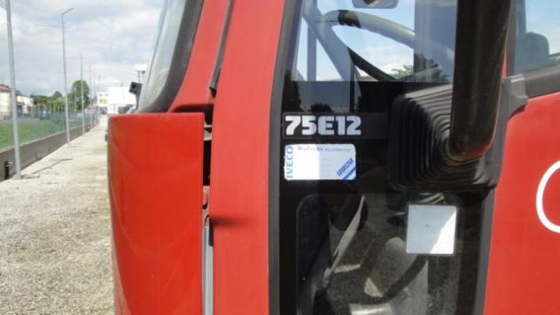 IVECO Eurocargo 75E12 con gru rif. 24013266 - Foto 4