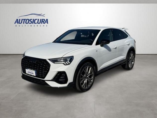 AUDI Q3 SPB 35 TDI Identity Black rif. 24062882