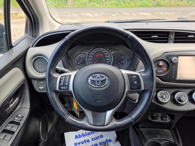 Toyota Yaris 1.0 5 porte Lounge CV-69 2016-E6B Manuale NEO - Foto 8