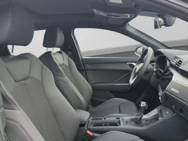AUDI Q3 SPB 35 TDI S tronic S line edition rif. 23530183 - Foto 4