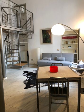 Bilocale soppalcato moderno e completo - Isola M5 - Foto 7