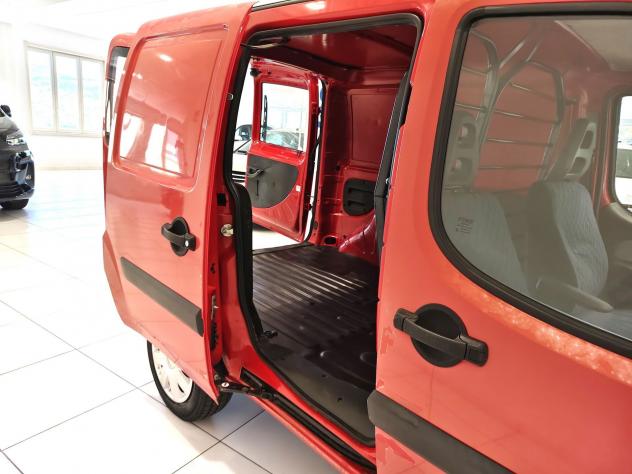 FIAT Doblò Doblo 1.6 16v Nat.Pow. PC-TN Cargo Lami.*BENZINA+METANO* - Foto 9