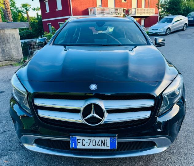 Mercedes-benz GLA 200 d Premium - Foto 3
