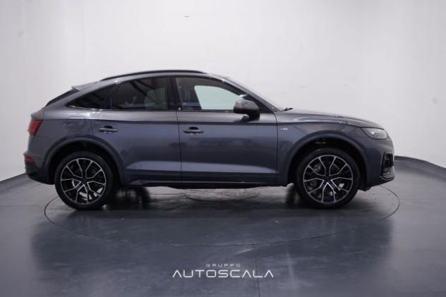 AUDI Q5 SPB 40 TDI quattro S tronic S line Black Line rif. 22581112 - Foto 7