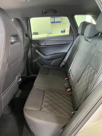 SKODA Karoq 2.0 TDI SCR DSG SportLine rif. 24114670 - Foto 10