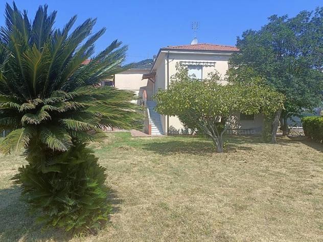 Porzione di casa in vendita a Carrara 240 mq Rif: 1398306