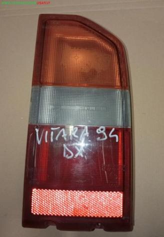 FANALE POST.D. DX SUZUKI VITARA (SE/SV/ET)  Parti elettriche  Fanaleria  Fanali  Fanale post. sx. SUZUKI - VITARA - 01-10-1988 - 01-05-2004