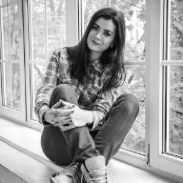 Tania, 35 da Prato Tel: