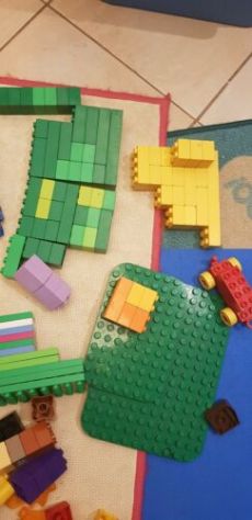 lego originale centinaia di pezzi come nelle foto - Foto 2