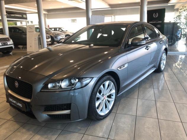 JAGUAR XF 2ª serie (X260) XF 2.0 D 180 CV aut. R-Sport - Foto 4