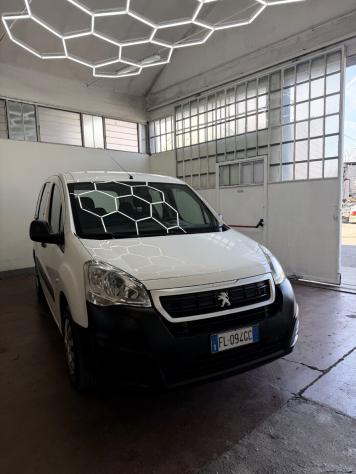 Peugeot Partner Tepee BlueHDi 75 Access - Foto 2