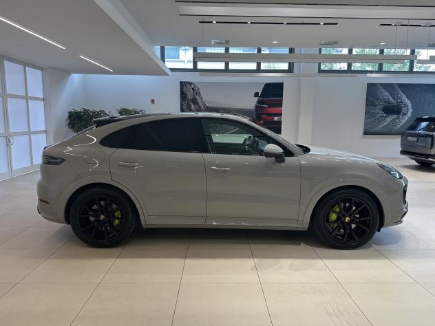 Porsche Cayenne Coupè 3.0 V6 E-Hybrid Platinum Edition - Foto 4